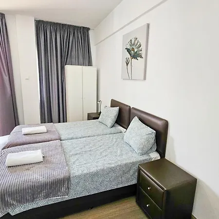 Unique Cozy Studio, 150m From Chabad Lubavitch Lejlighed